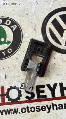 1K0858774 vw golf 6 güneşlik bağlantı braketi