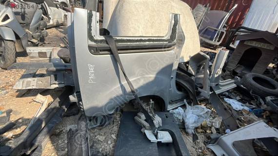 PEUGEOT PARTNER SAĞ ARKA ÇAMURLUK ÇIKMA