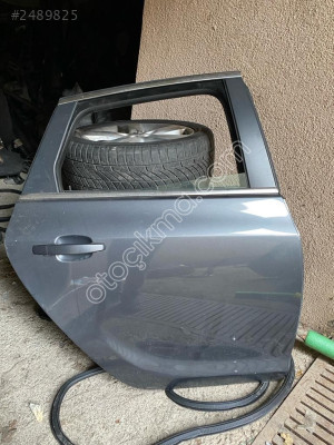 OPEL ASTRA J SAĞ ARKA KAPI - DOLU