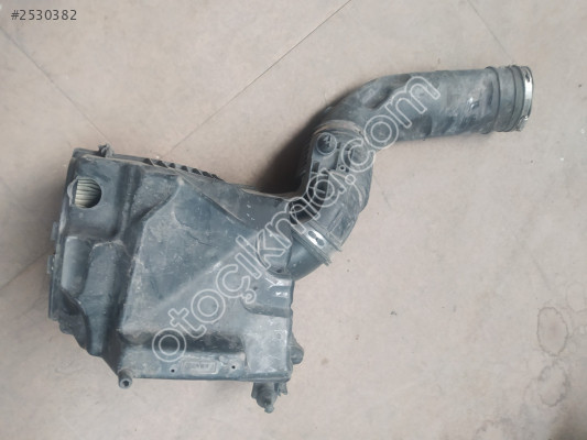 Volvo V40 hava filtresi 70526888