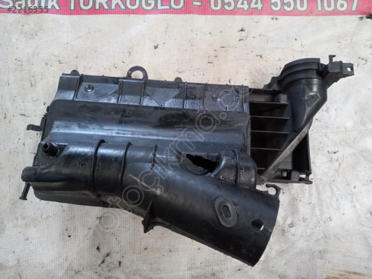 Ford Fiesta hava filtre kutusu