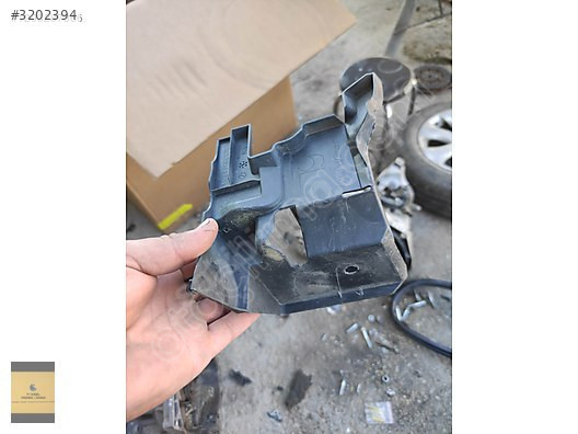 Radyatör deflektörü 53286-0D260 TOYOTA YARİS 2017