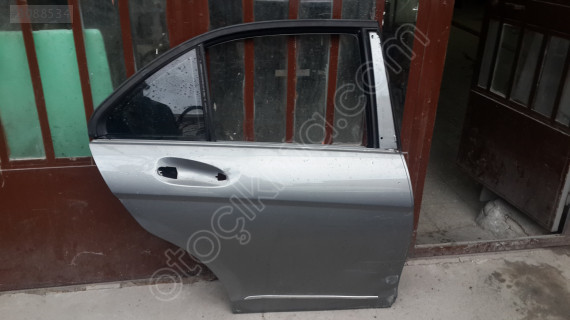 Mercedes C 204 KAPI SAĞ ARKA  A2047320210