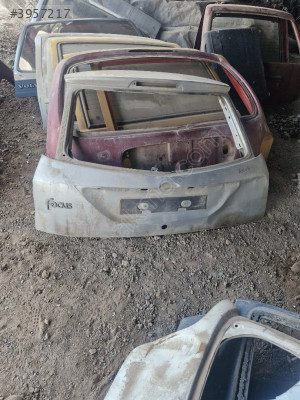 1998-2005 FOCUS HATCHBACK BAGAJ Kapağı