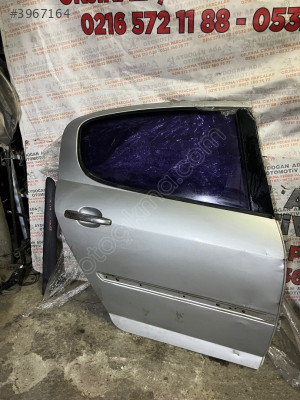 407 sağ arka dolu sökme kapı