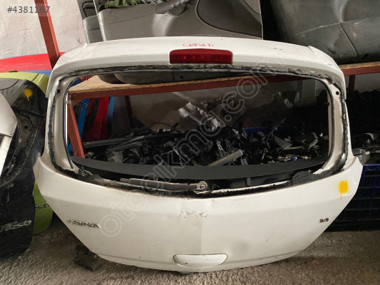 OPEL CORSA D BEYAZ BAGAJ KAPAĞI ORİJİNAL