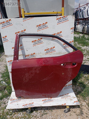 Toyota Corolla çıkma sol arka kapı 2013 2017 model