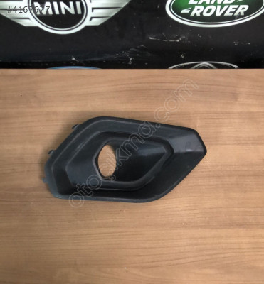 JT76-19952-BAW FORD COURİER SAĞ SİS ÇERÇEVESİ