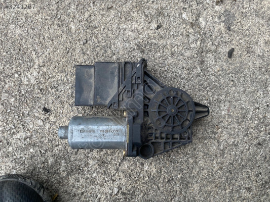PASSAT B5 SAĞ ARKA CAM MOTORU