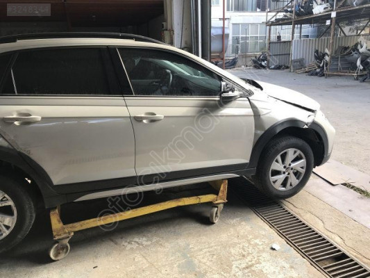 VOLKSWAGEN POLO 2018 2024 SAĞ ÖN KAPI (TAİGO-POLO) 2G4831052