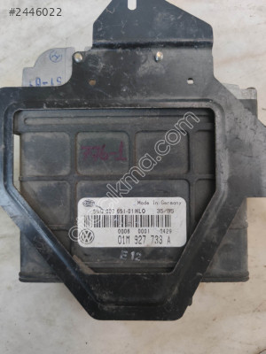 Volkswagen Passat Motor Beyni 01M927733A - 5DG007651-01 HLO