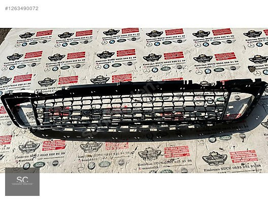 BMW 5 SERİSİ G30 ÖN TAMPON ORTA IZGARA - 8098663