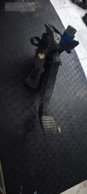 DACİA SANDERO STEPWAY 2015 PEDAL