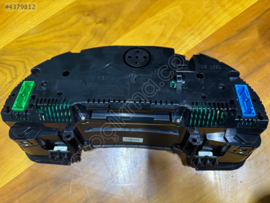 Audi A4 gösterge saati