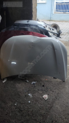Peugeot 301 ön kaput