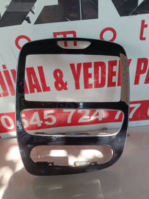 Renault clıo 4 teyıp cercevesi