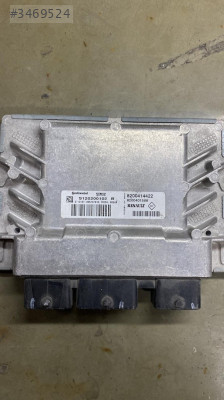 S120200102 B 8200414422 sım32 renault clıo motor beyni