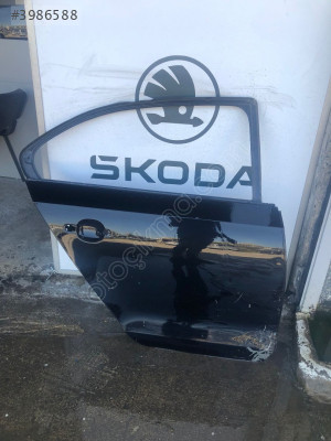 ÇIKMA VOLKSWAGEN JETTA SAĞ ARKA KAPI