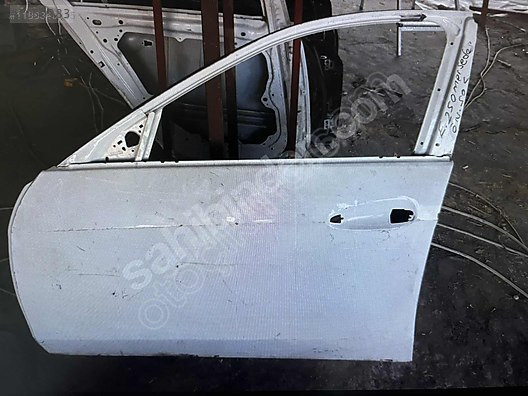 MERCEDES E SERİSİ 212 KASA SOL ÖN KAPI
