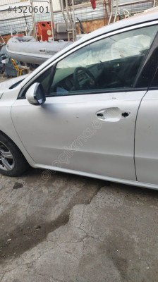 Peugeot 508 2011 sol ön kapı