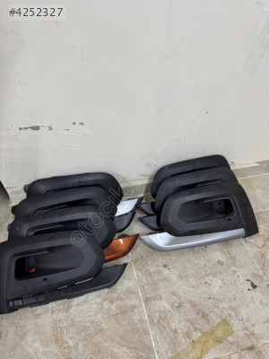 Peugeot Rifter Sis Far Çerçevesi Takım