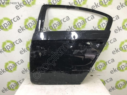 VOLKSWAGEN PASSAT 2011 2015 SOL ARKA KAPI 3AE833055