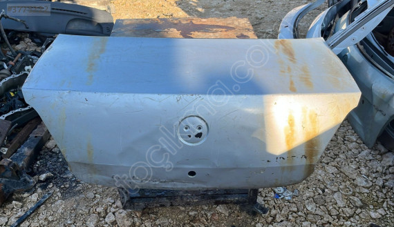 FIAT LİNEA BAGAJ KAPAĞI