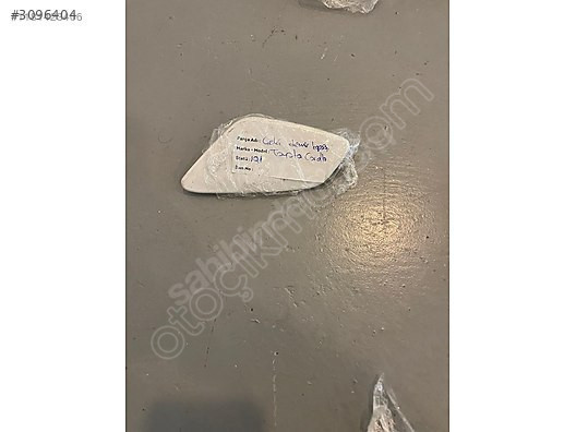 TOYOTA COROLLA ÇEKİ DEMİR KAPAĞI ORJİNAL ÇIKMA