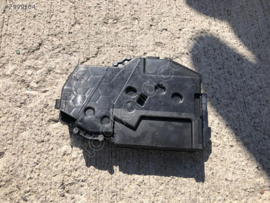 MERCEDES A W177 CLA W118 W247 SİGORTA KUTUSU 1775404007