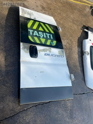FİAT DUCATO SAĞ  BAGAJ KAPAĞI