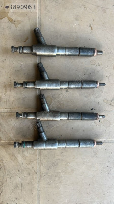 ISUZU D-MAX ENJEKTÖR ÇIKMA F00Z001000872