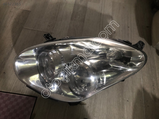 Fiat Doblo geniş aile sol far
