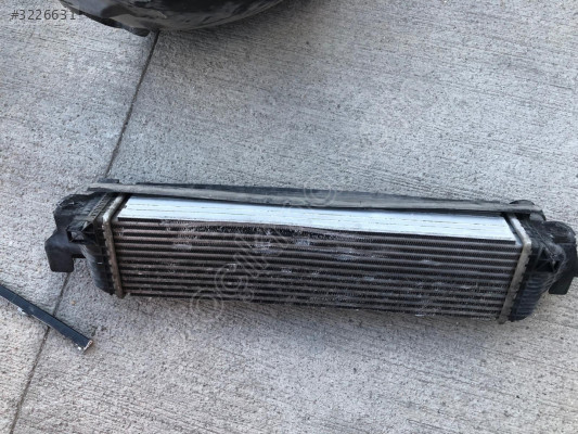 BMW 1 SERİSİ F40 2 SERİSİ F44 İNTERCOOLER RADYATÖRÜ 7617598