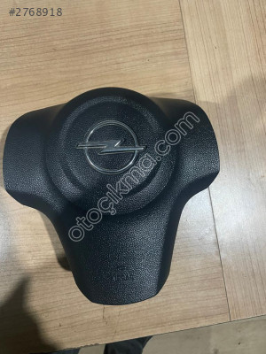 Opel Corsa d kasa direksiyon airbaği orjınal çıkma
