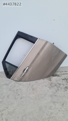 fiat egea 2017 sw çıkma sağ arka kapı (son fiyat)