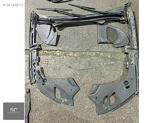 BMW SERİ 5 G30 SAĞ SOL ÇAMURLUK ÜST BAKALİT 51767349605 7349606