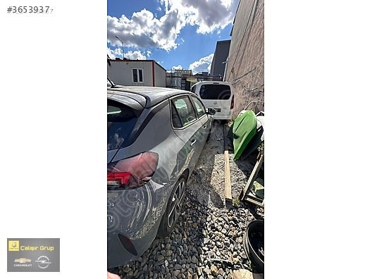 OPEL CORSA F DOLU SAĞ ÖN KAPI ÇIKMA SÖKME YEDEK PARÇA