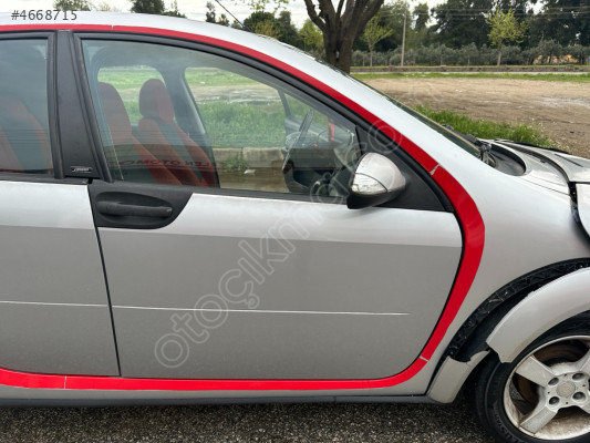 2004-2008 SMART FORFOUR SAĞ ÖN KAPI HATASIZ
