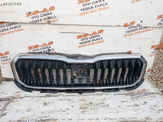 SKODA SCALA ÖN TAMPON PANJURU ÇIKMA ORJİNAL 2024-2025