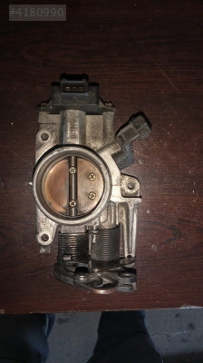 Citroen Saxo Modeli için Gaz Kelebeği Parçası