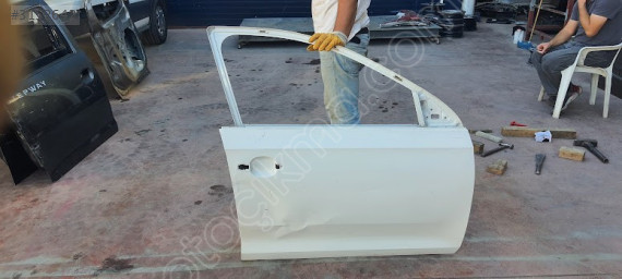 SOKDA RAPİD 12/15 SAĞ ÖN KAPI SEFALILAR OTO CIKMA