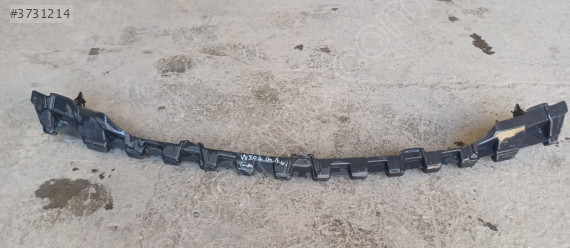 2007-2014 Mercedes W204 C-class Ön Tampon Orta Destek Braketi