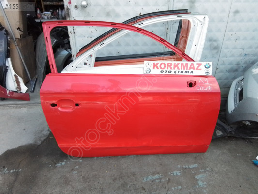 AUDI A1 COUPE SAĞ KAPI