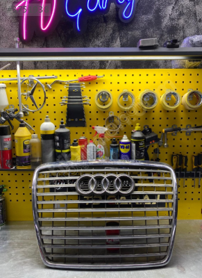 AUDİ A6 ÖN PANJUR