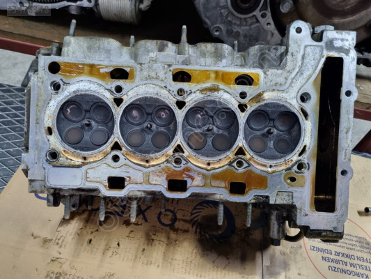 PEJO  308   VTİ  ÇIKMA   SİLİNDİR  KAPAĞI