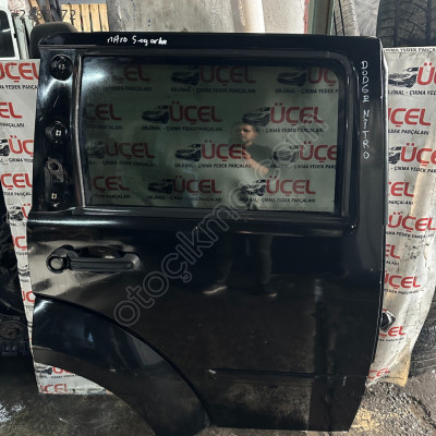 DODGE NİTRO SAĞ ARKA KAPI ÜÇEL OTO ÇIKMA BURSA