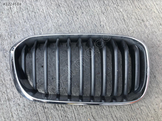 BMW 1 SERİSİ F20 LCİ SAĞ BÖBREK IZGARASI 7371748