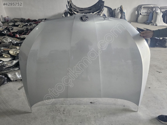 SKODA SCALA GRİ MOTOR KAPUTU ORJINAL