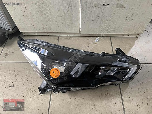 Nissan Micra 2019/23 K14 Far siyah zemin Sağ Çıkma Sökme Parça