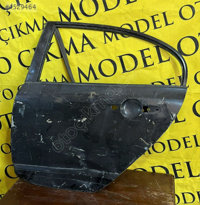 HONDA CİVİC SOL ARKA KAPI